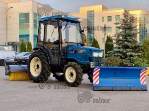 Трактор для уборки снега LS G40