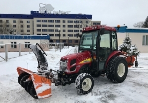 Снегоуборочный трактор Shibaura ST450