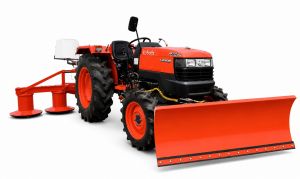 Минитрактор Kubota L4508 с отвалом и косилкой Wirax